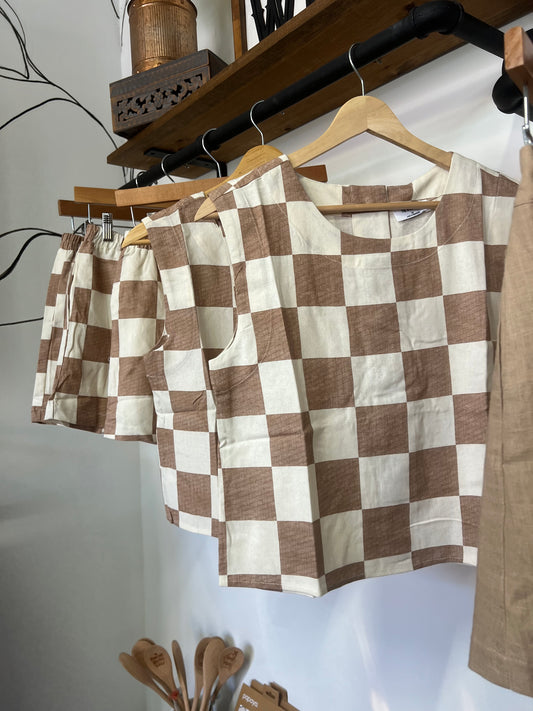 Checkered Set